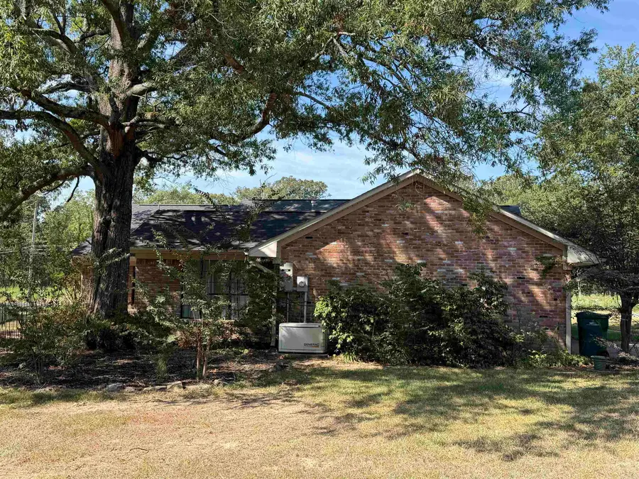 901 Robin Road, White Hall, AR 71602 - #2