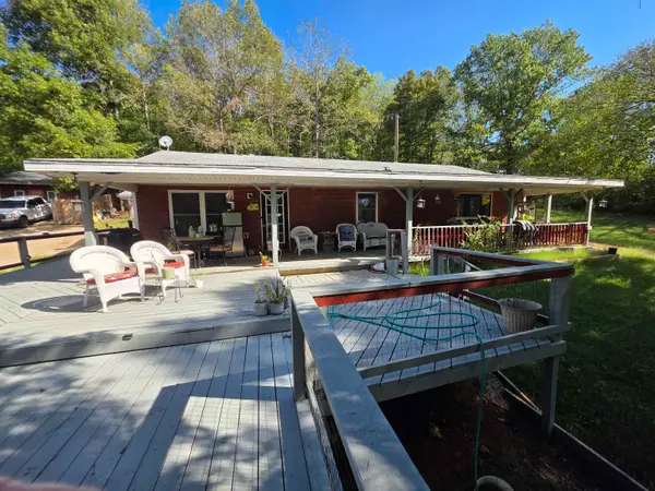 706 E Main Street, Hardy, AR 72542