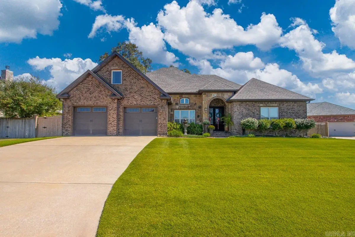 124 Lake Valley Dr, Maumelle, AR 72113 - #1