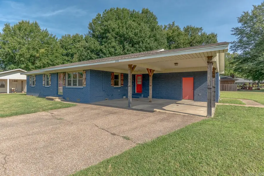398 E Barry St, Wynne, AR 72396 - #2