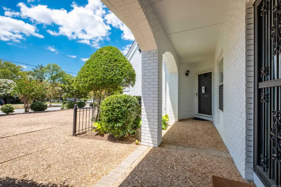 2801 Foxcroft #11 #11, Little Rock, AR 72227 - #2