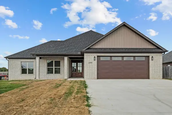 2390 Lakewood Circle, Cabot, AR 72023
