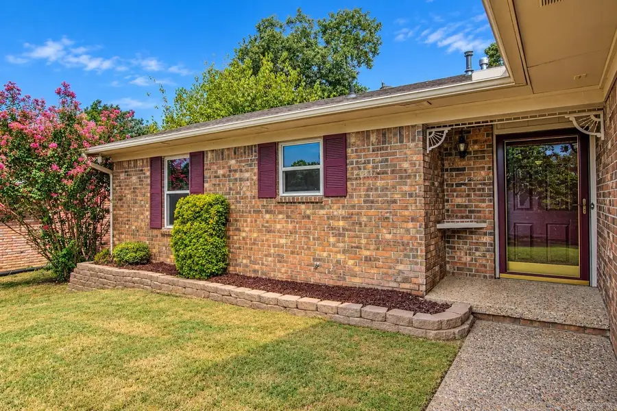 106 Robin Glen Dr., Sherwood, AR 72120 - #2