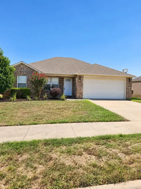 6218 Mcpherson Road, Little Rock, AR 72204