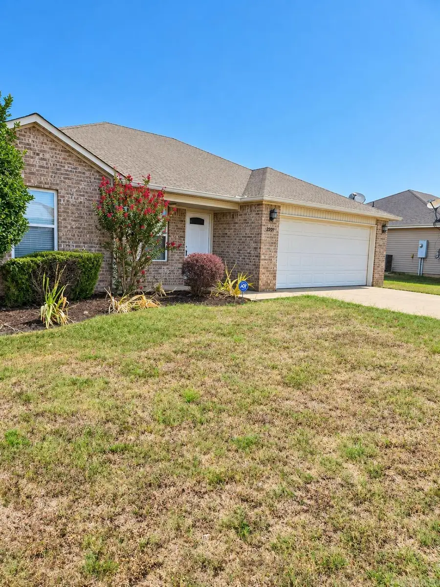 6218 Mcpherson Road, Little Rock, AR 72204 - #2