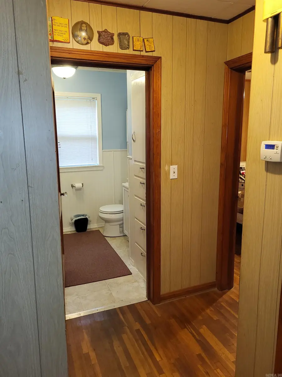 225 S Cagle St, Rector, AR 72461 - #3