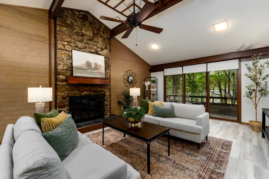 5 Coachlight Circle, Little Rock, AR 72227 - #2