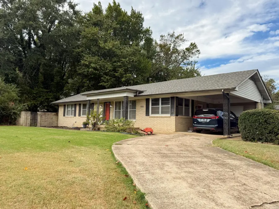 1302 Walnut Street, Arkadelphia, AR 71923 - #3