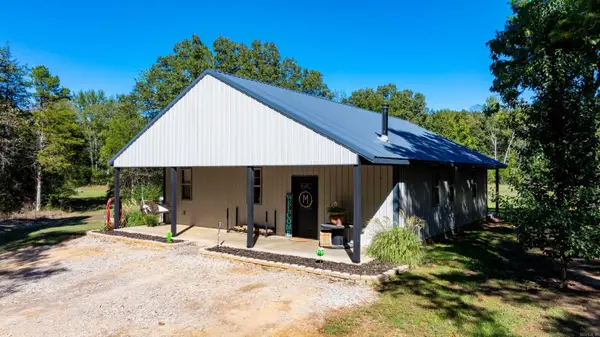 106 W Prosperity Rd, Poughkeepsie, AR 72569