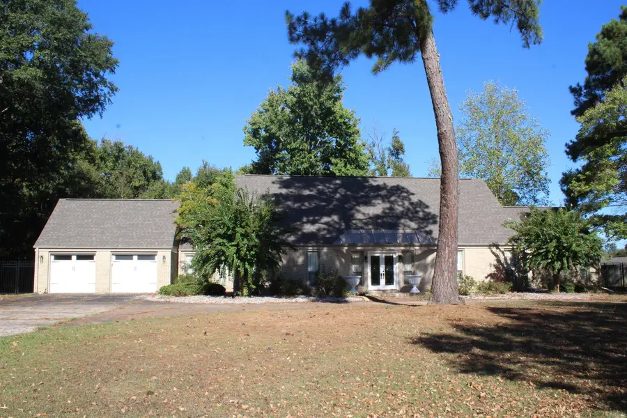 1504 Steel Street, Nashville, AR 71852 - #2