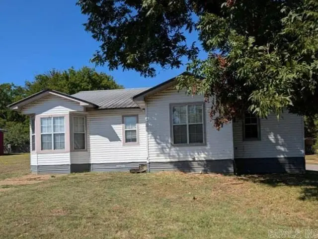 313 N Division St, Morrilton, AR 72110 - #2