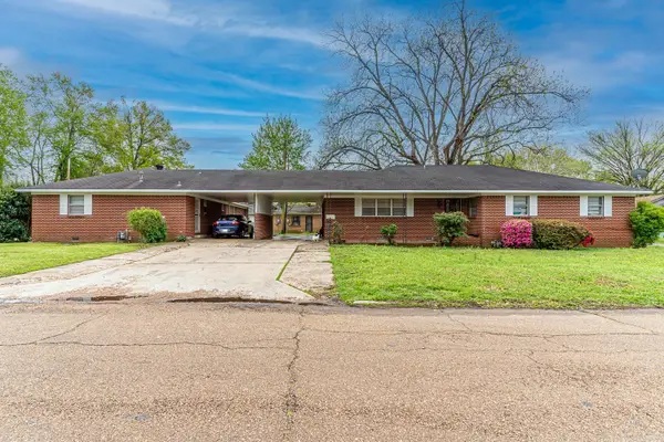 1047 N Rosser Street, Forrest City, AR 72335