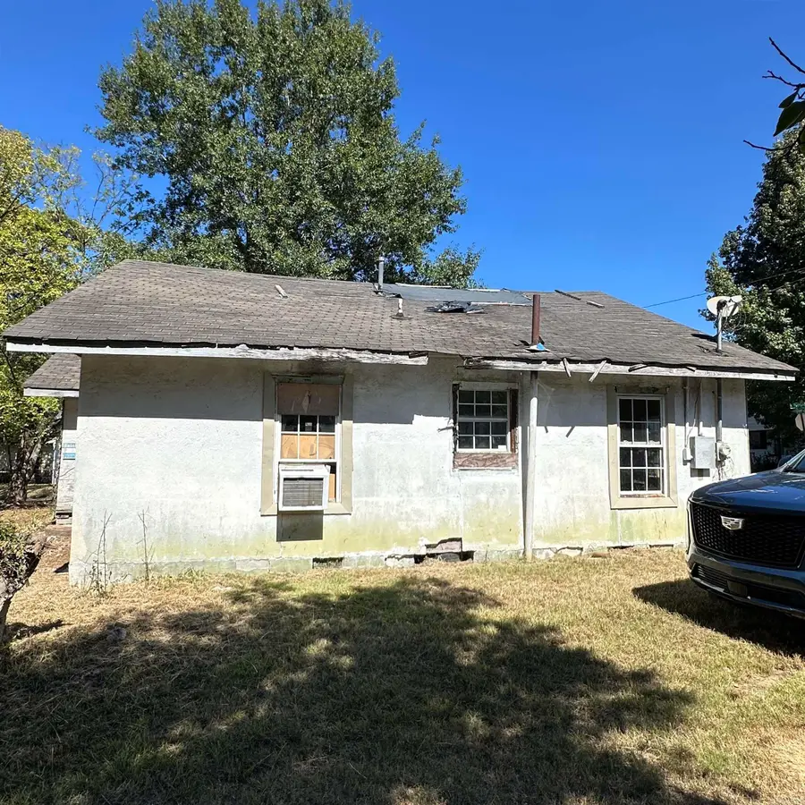 1404 Dyer Street, Malvern, AR 72104 - #3