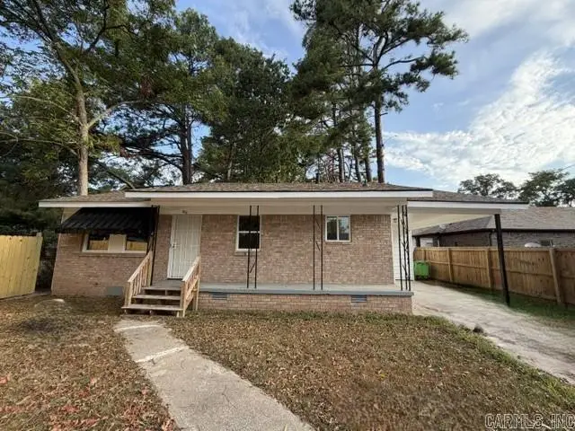 312 E Academy St, Lonoke, AR 72086 - #1