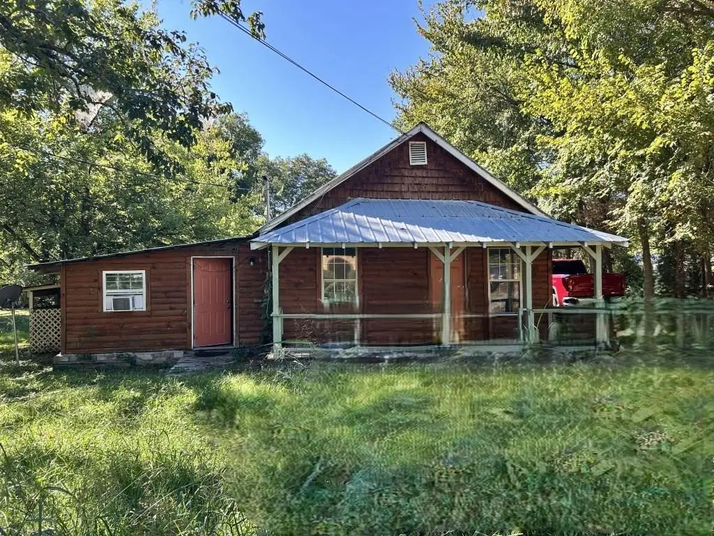 207 Brewer Avenue, Mountain View, AR 72560 - #1