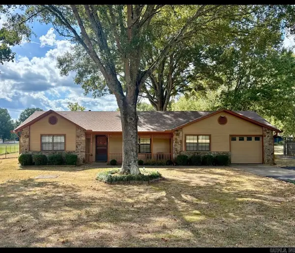 Address Withheld By Seller, Conway, AR 72032