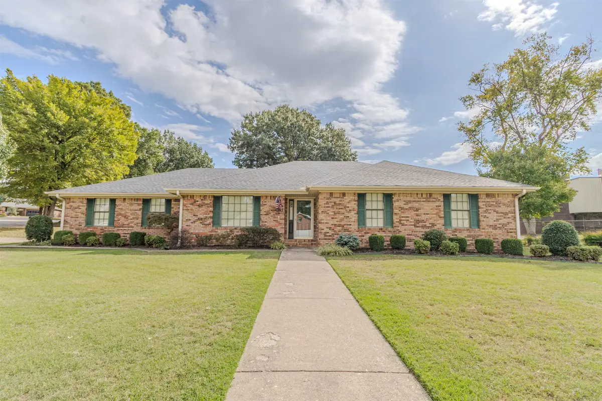 1000 Meriwether Ln, Paragould, AR 72450 - #1
