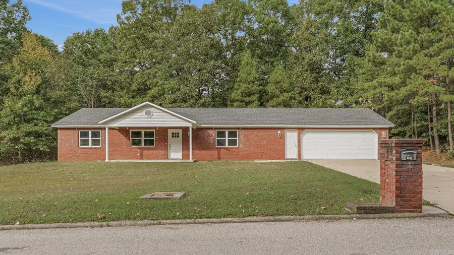 1100 N 74th Cove, Paragould, AR 72450 - #3