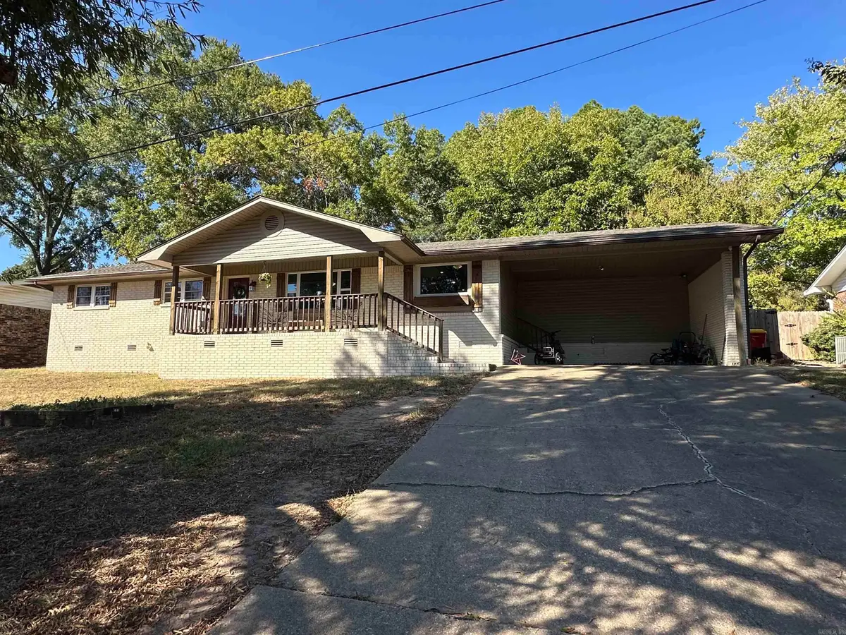 1303 Branch, Morrilton, AR 72110 - #1