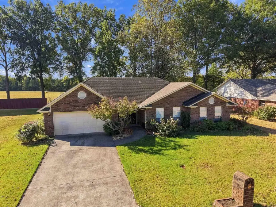 2215 Apache Trail, Conway, AR 72032 - #2