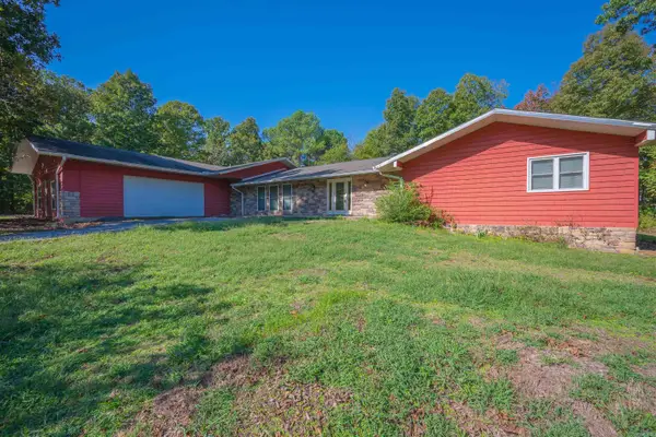 22 Nioka Drive, Cherokee Village, AR 72529