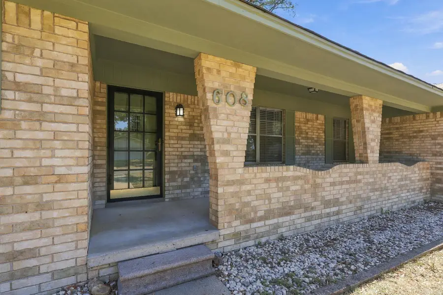 608 S Baridon Street, Conway, AR 72034 - #2