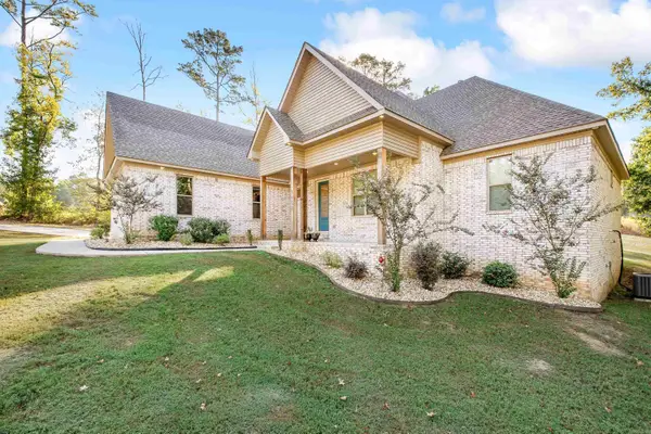 3021 Navajo Way, Benton, AR 72019