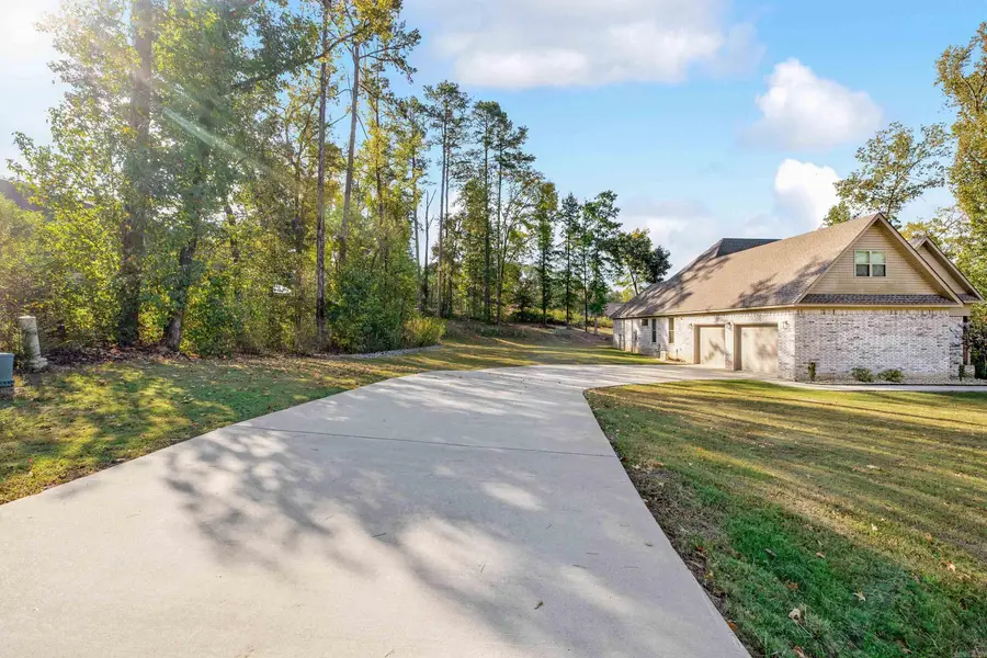 3021 Navajo Way, Benton, AR 72019 - #2