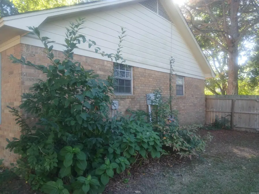 12 Barksdale Dr Drive, Searcy, AR 72143 - #2