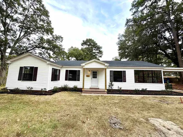 1227 Cleveland Street, Magnolia, AR 71753