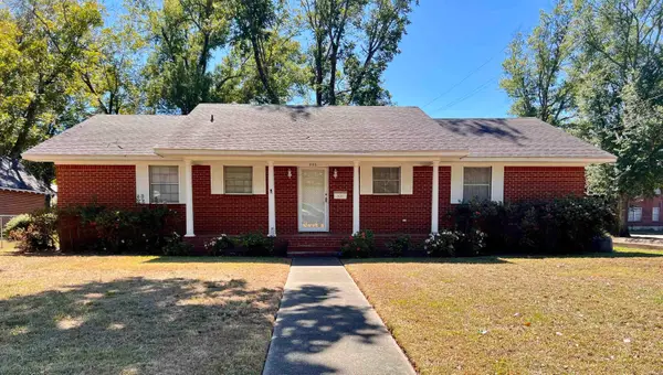203 Pine Bluff Street, Malvern, AR 72104