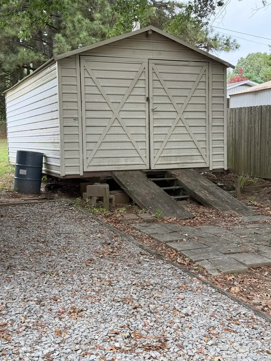 815 Pinewood Drive, Paragould, AR 72450 - #2