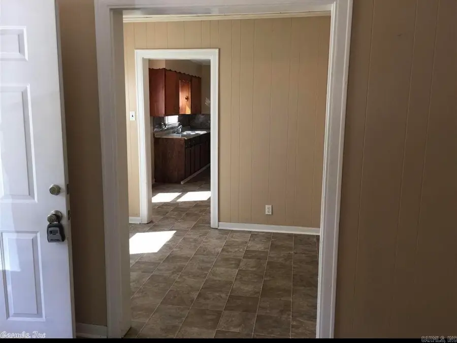 2307 W 25th Street, Pine Bluff, AR 71603 - #2