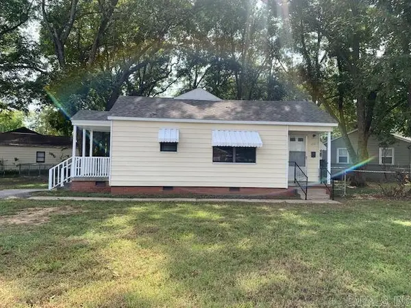 125 Saunders Drive, North Little Rock, AR 72117
