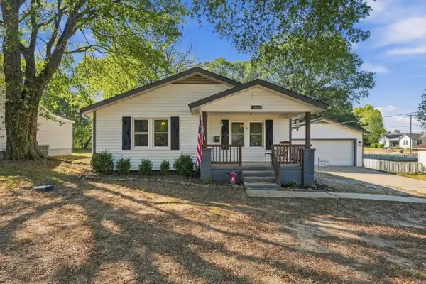1106 W Sevier St, Benton, AR 72015