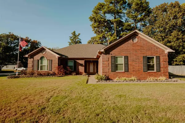 2406 Redwood, Benton, AR 72015