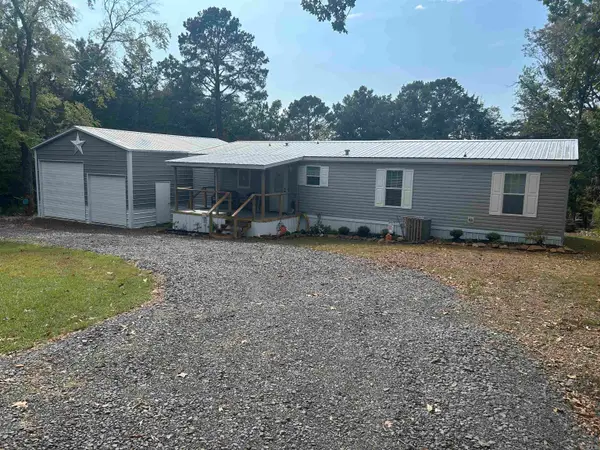 275 Narrows Dr., Greers Ferry, AR 72067