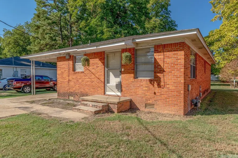 813 Hester St, Jonesboro, AR 72401 - #3