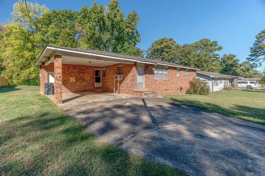 825 Hester St, Jonesboro, AR 72401 - #2