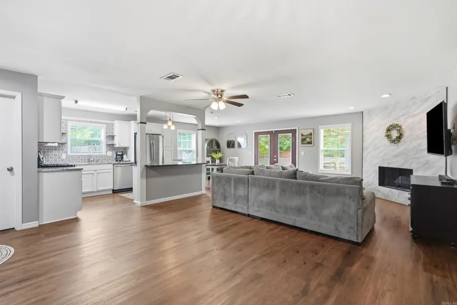 31 N Valley Drive, Sherwood, AR 72120 - #2
