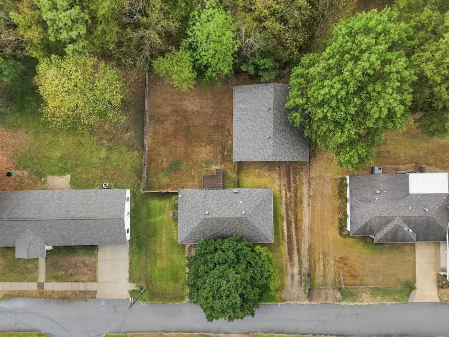 2605 W Robinhood Dr, Bryant, AR 72019 - #2