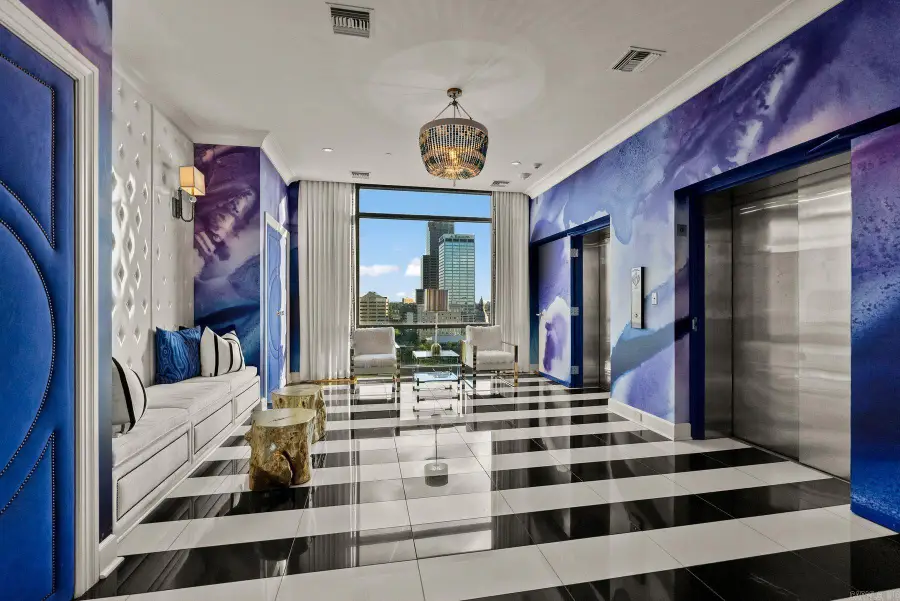 5 Statehouse Plz 12a Plaza, Little Rock, AR 72201 - #2