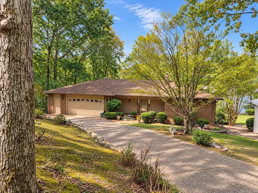 18 Rubi Circle, Hot Springs Village, AR 71909 - #2