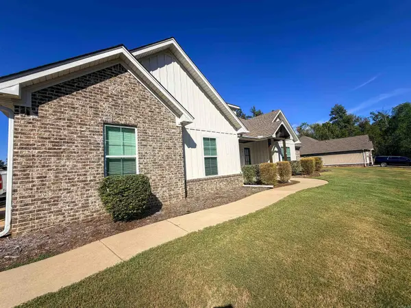 7032 Kamden Drive, Alexander, AR 72002