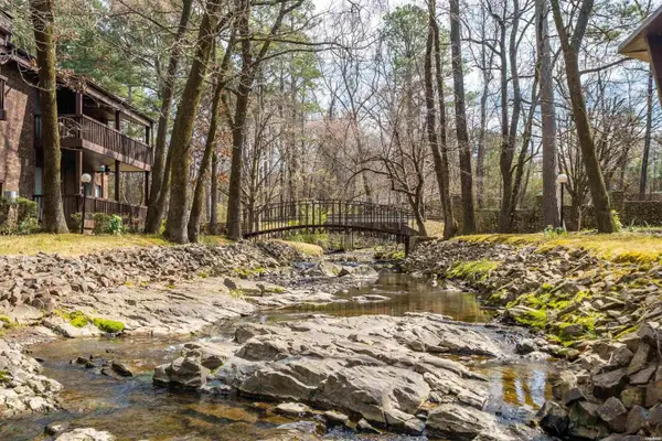 2315 Lakeshore Drive #J1, Hot Springs, AR 71913