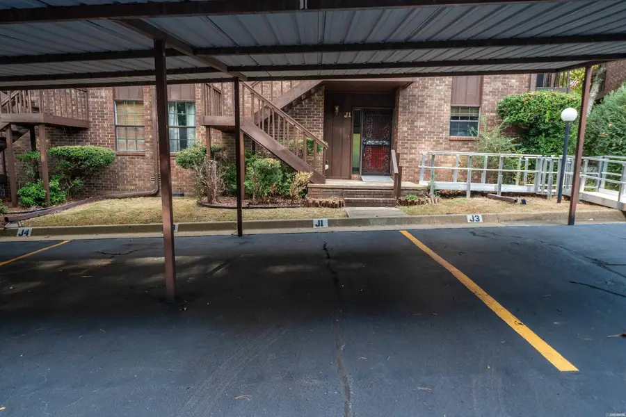 2315 Lakeshore Drive #J1, Hot Springs, AR 71913 - #3