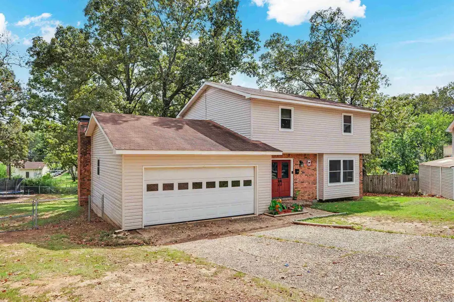 12 Sallisaw Court, North Little Rock, AR 72116 - #2