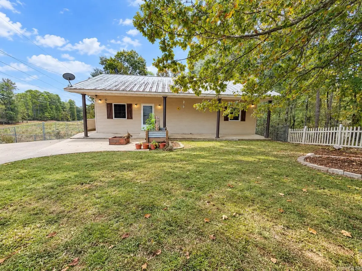 420 Diamondhead Dr, Hot Springs, AR 71913 - #1