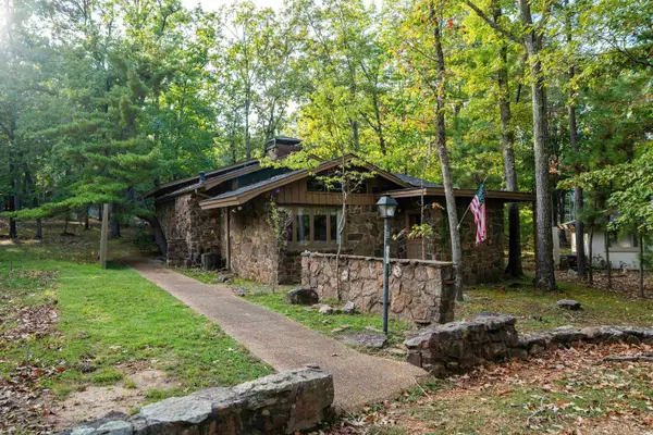 909 Lakeland Drive, Heber Springs, AR 72543