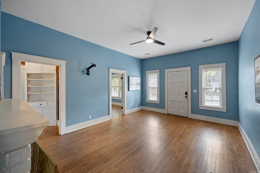 403 E Church Street, Morrilton, AR 72110 - #3